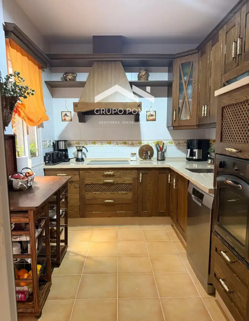 Kitchen of Flat for sale in Jerez de la Frontera  with Storage room