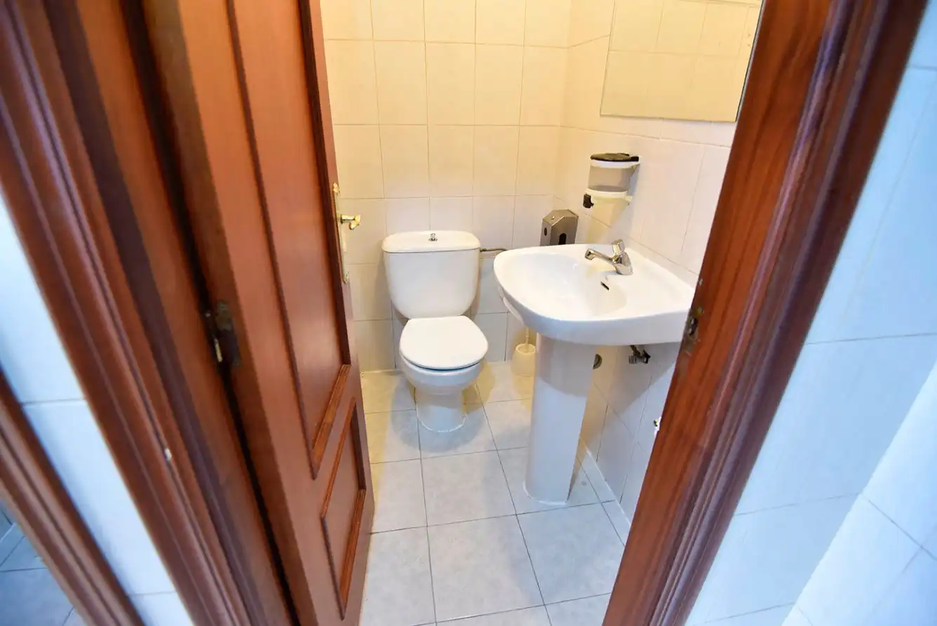 Baño de Local en venta en León Capital 
