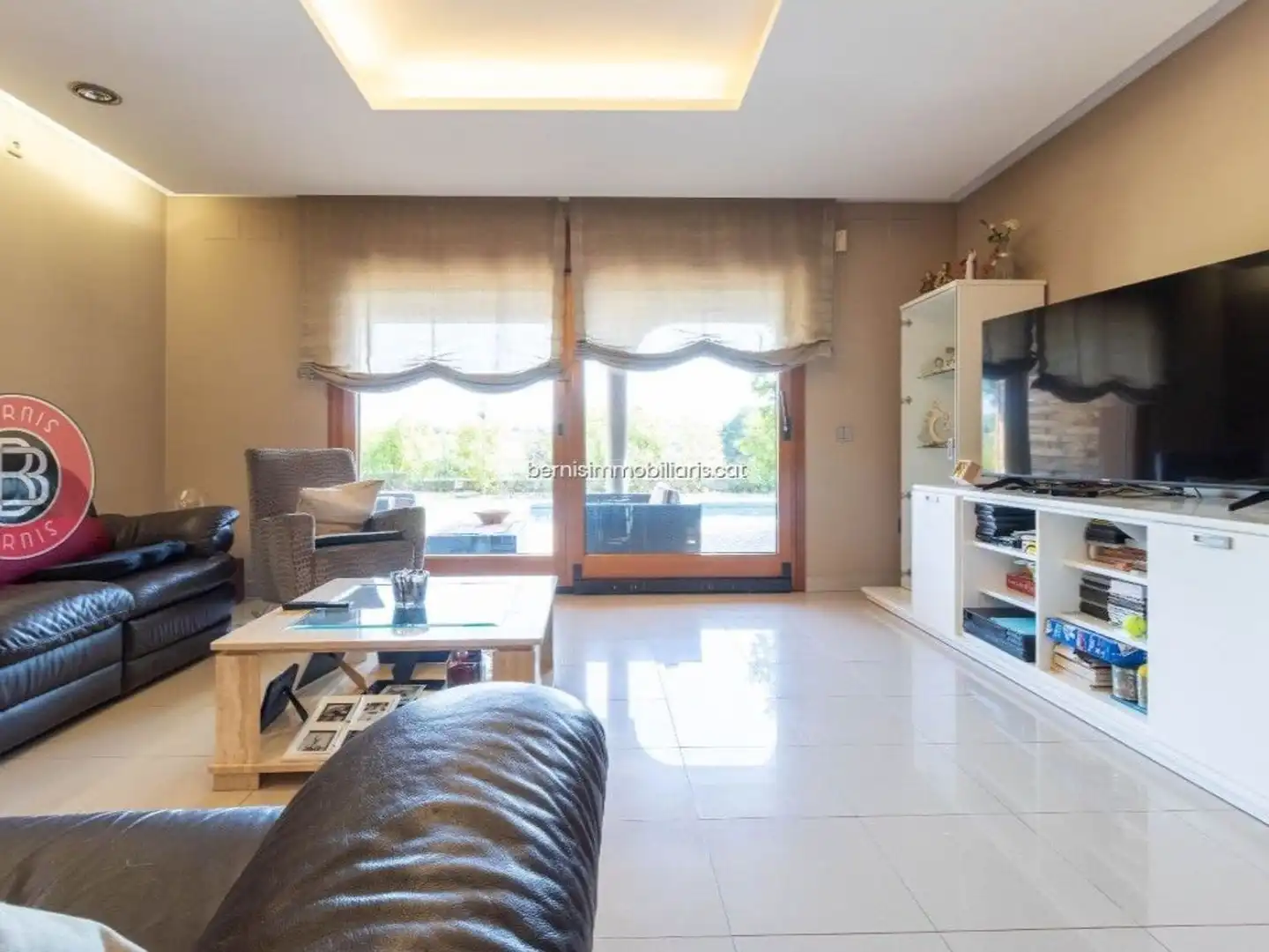 Sala d'estar de Casa o xalet en venda en Piera amb Jardí privat i Piscina comunitària