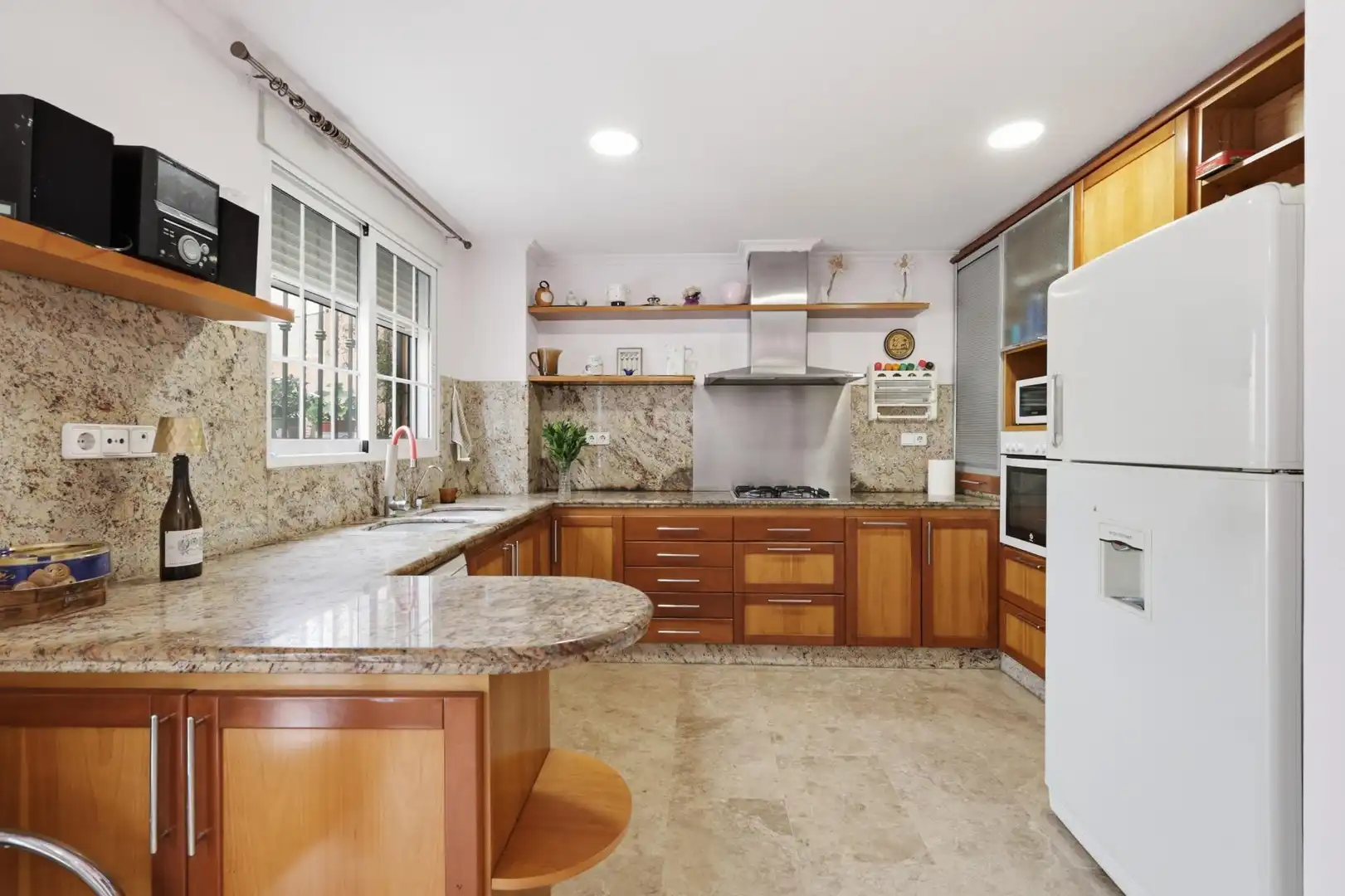 Kitchen of Detached homes for sale in Godella  with Air Conditioner, Terrace and Furnished