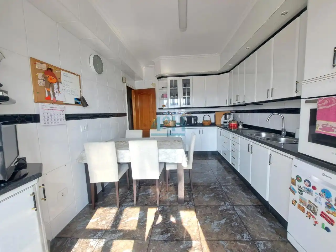Cocina de Piso en venta en Ourense Capital  con Calefacción, Parquet y Amueblado