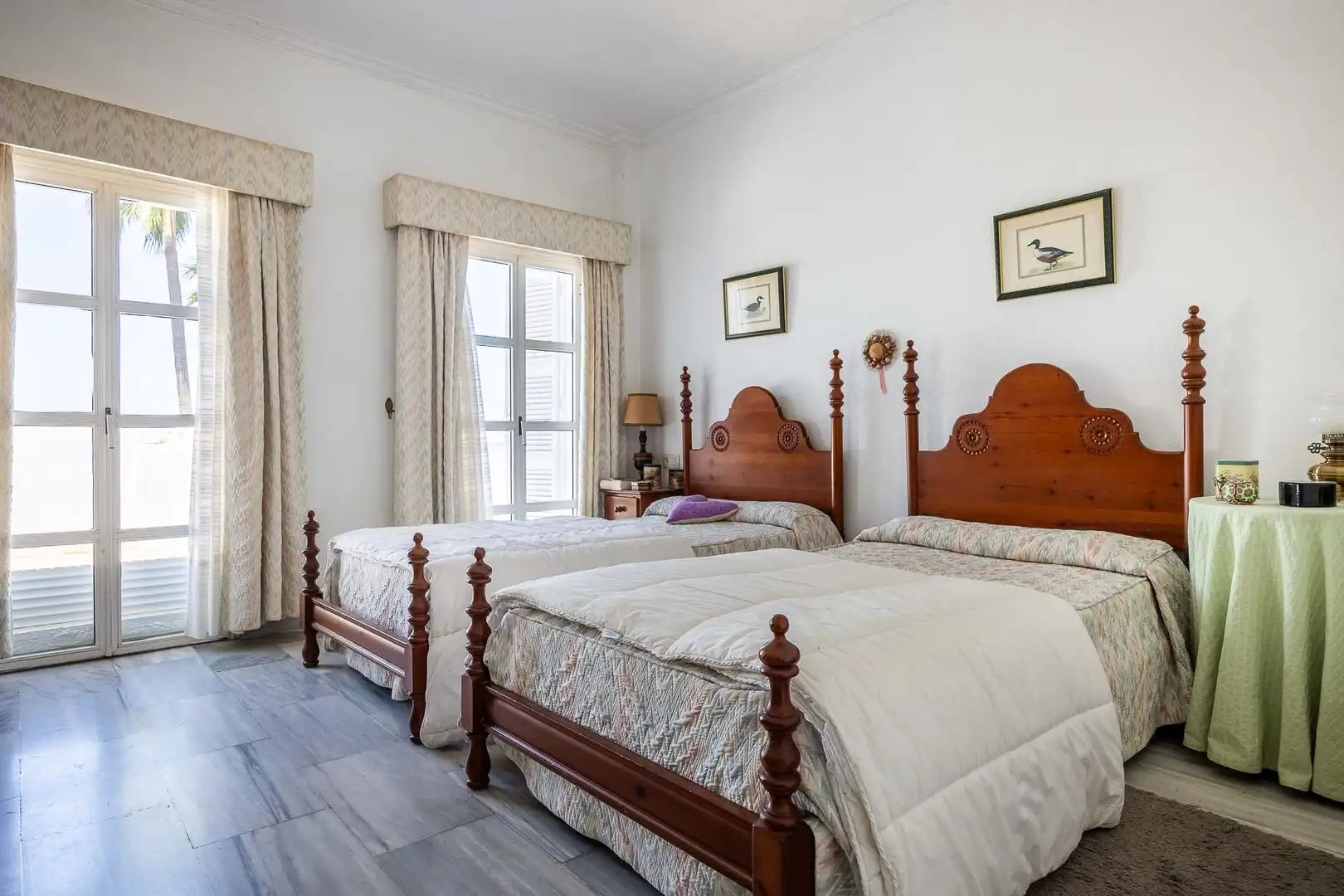 Dormitori de Casa o xalet en venda en Mairena del Aljarafe amb Aire condicionat, Jardí privat i Terrassa