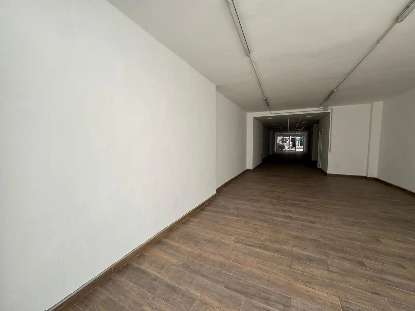 Commercial properties for rent in Calella
