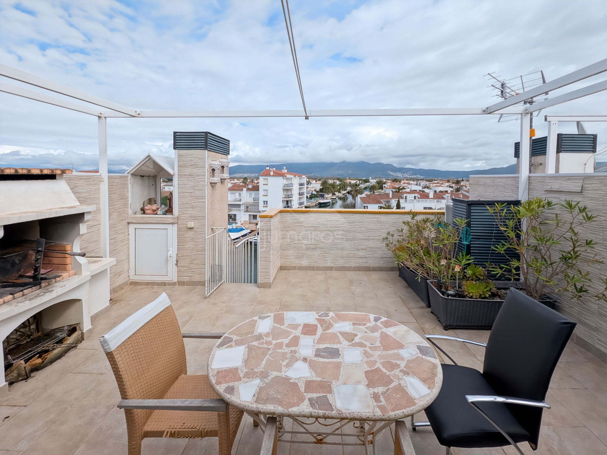Terrace of Duplex for sale in Empuriabrava  with Air Conditioner, Heating and Terrace