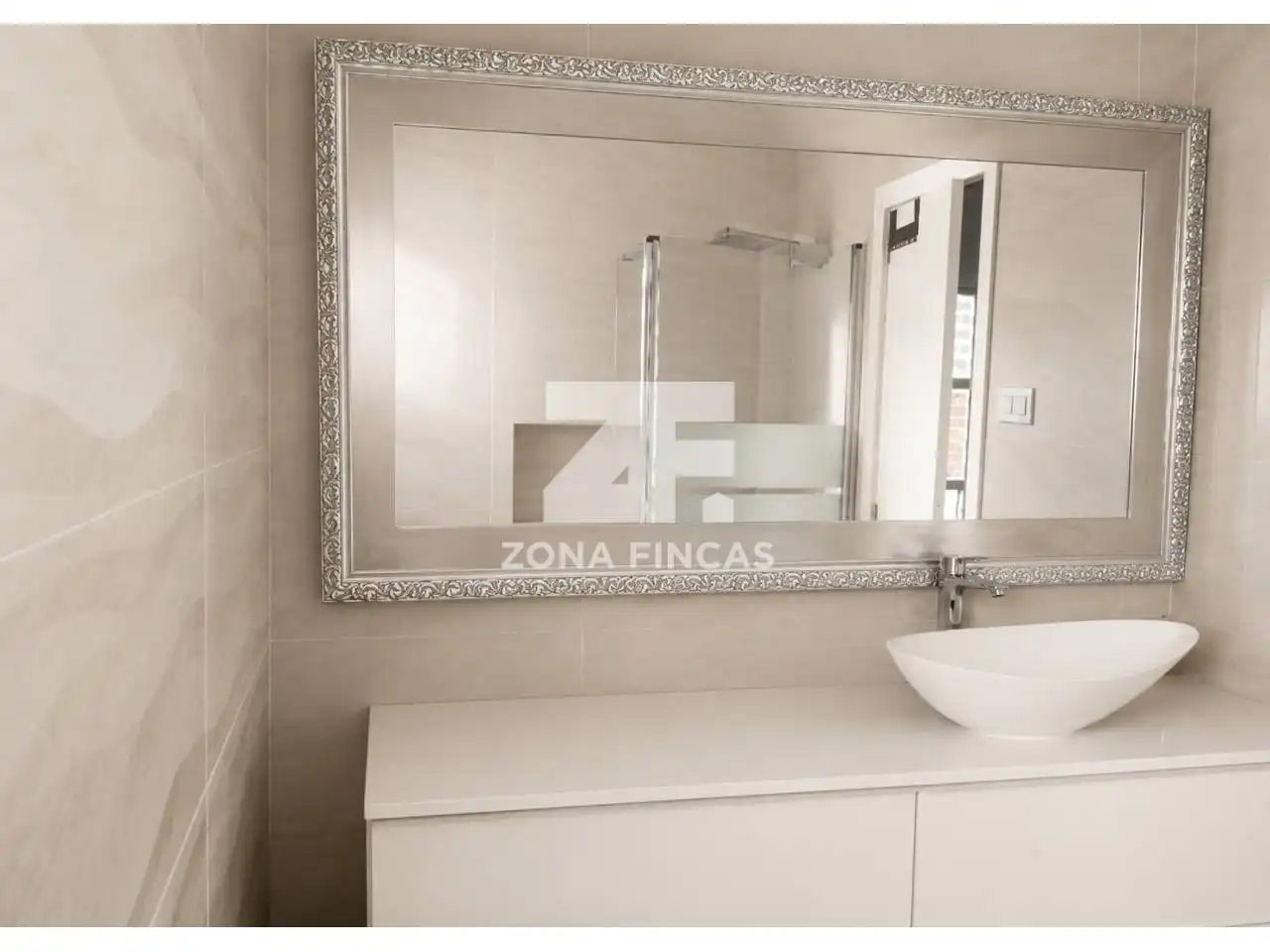 Bathroom of Flat for sale in Badalona  with Heating, Parquet flooring and Terrace