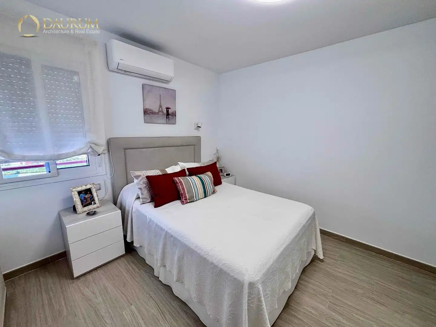 Schlafzimmer von Dachboden zum Verkauf in Málaga mit Klimaanlage, Terrasse und Abstellraum