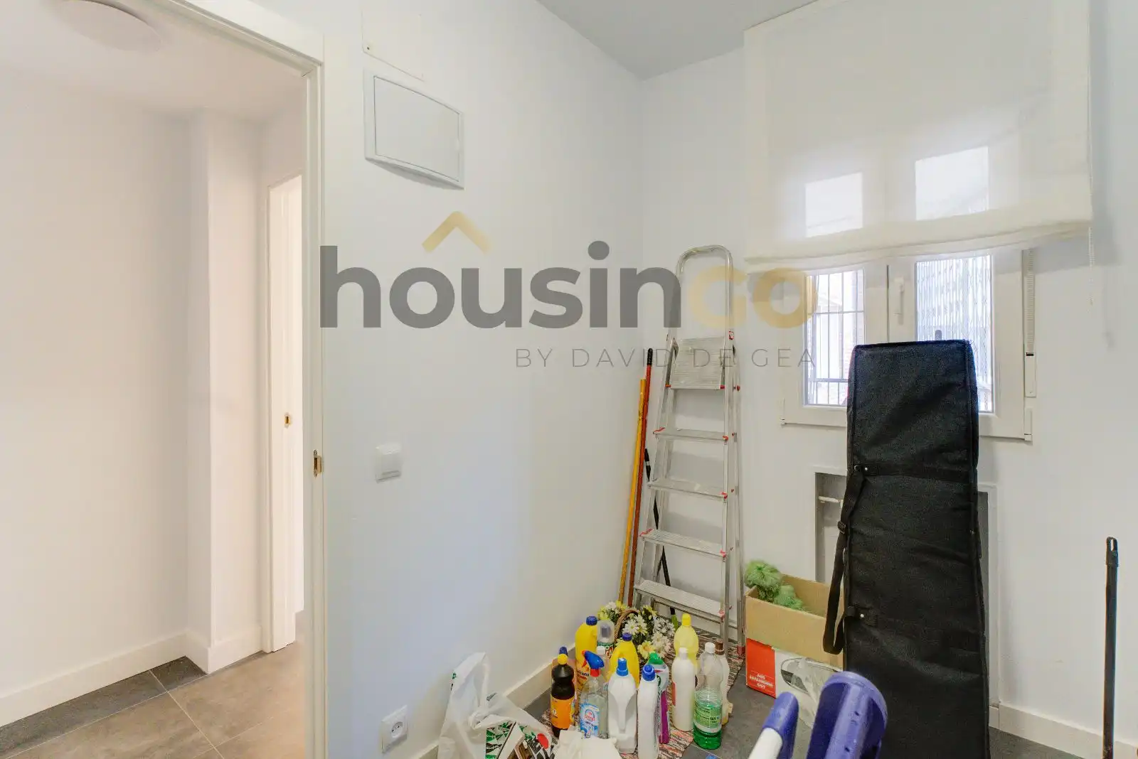 Flat for rent in Madrid  with Air Conditioner, Parquet flooring and Terrace
