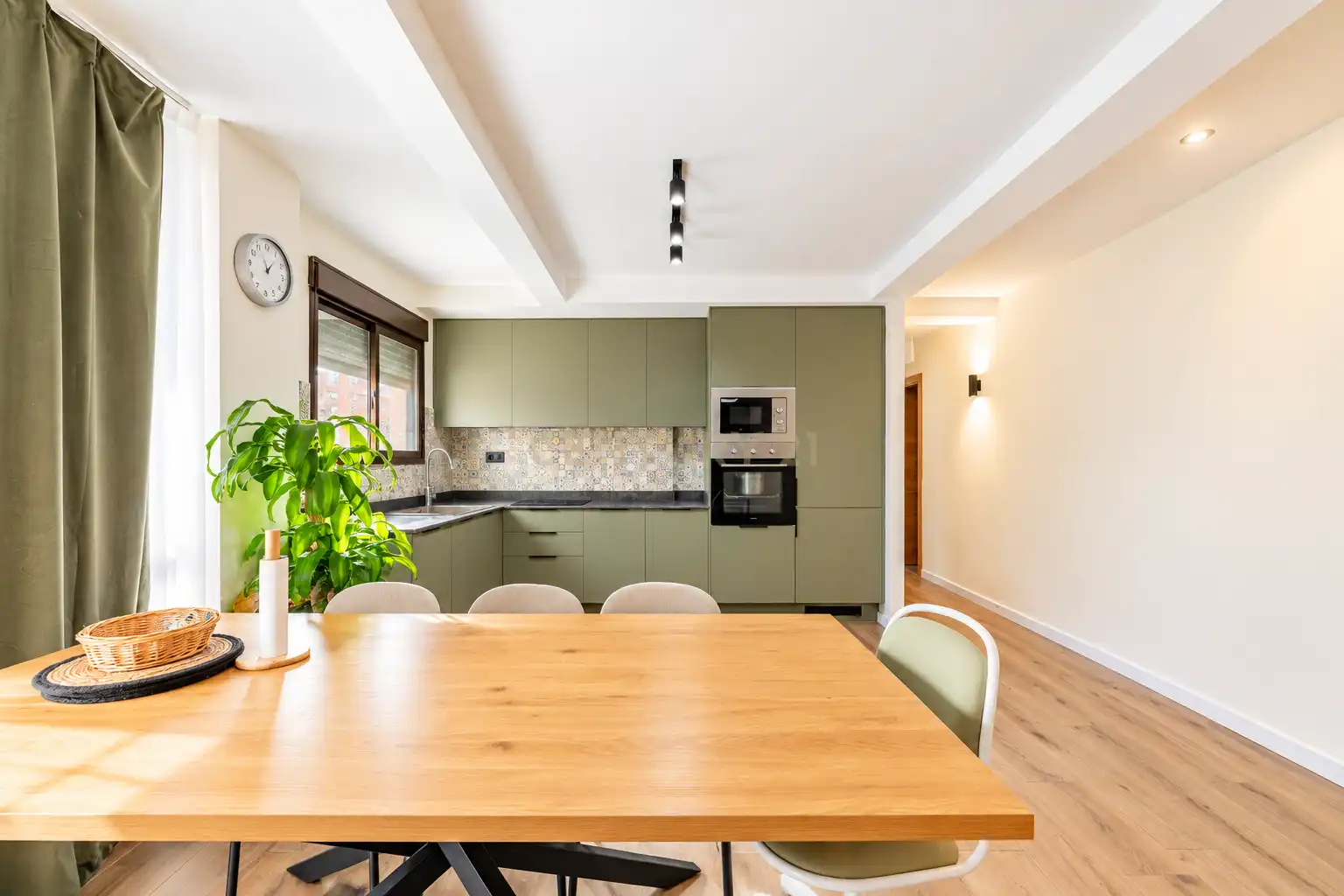 Mini appartamento con terrazza in vendita a Av. del Cid, 111, València, Spain, imagen 3