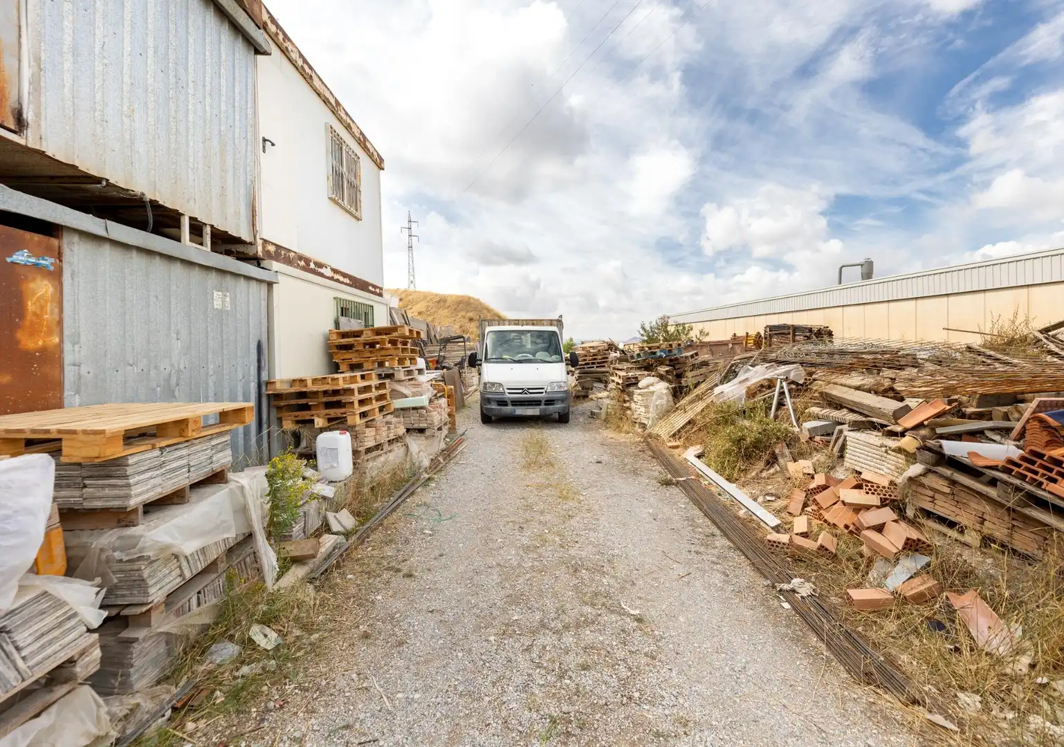 Parkplatz von Fabrik Grundstücke zum Verkauf in Barrio de la Vega