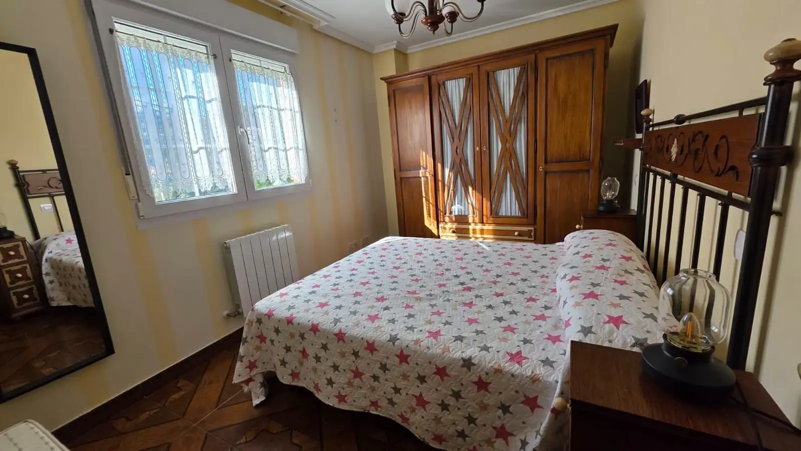 Schlafzimmer von Wohnung zum Verkauf in Castro-Urdiales mit Heizung und Abstellraum