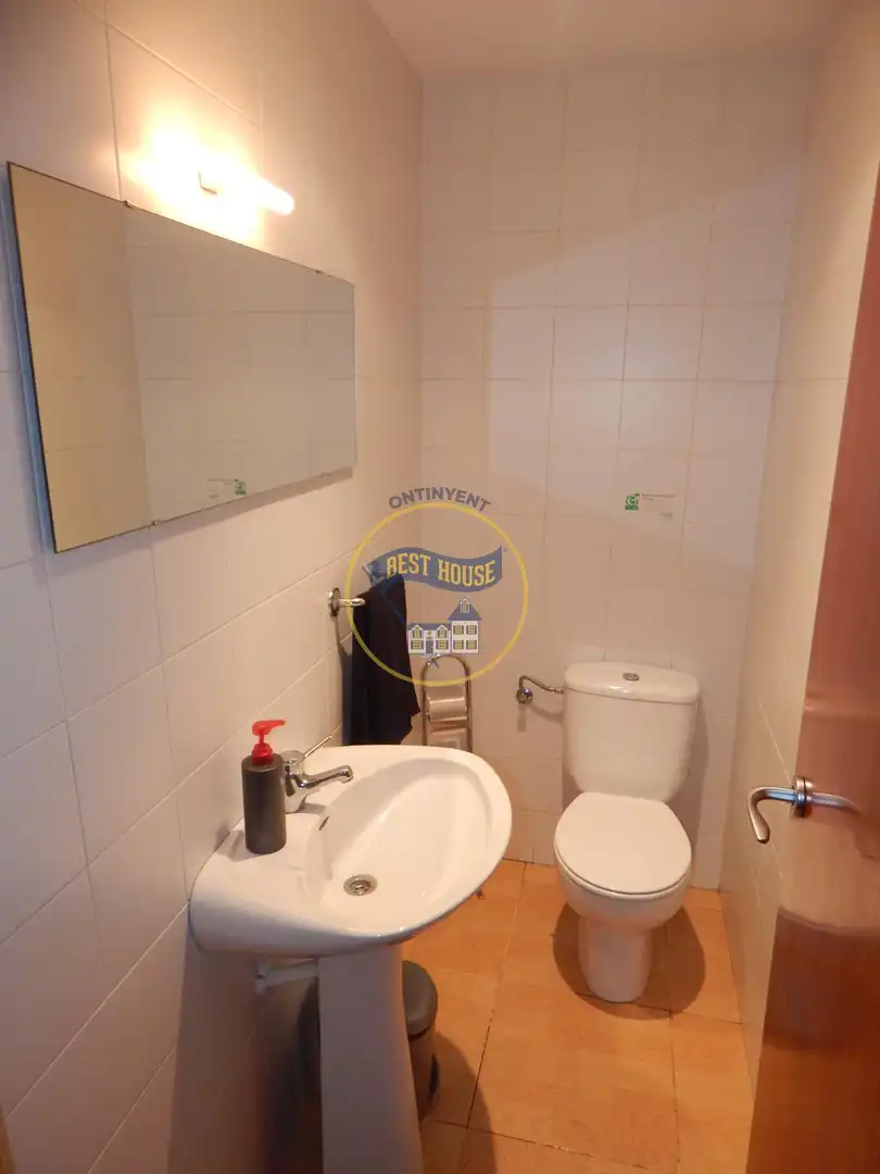 Badezimmer von Geschaftsraum zum Verkauf in Sant Josep - Zona Hospital 