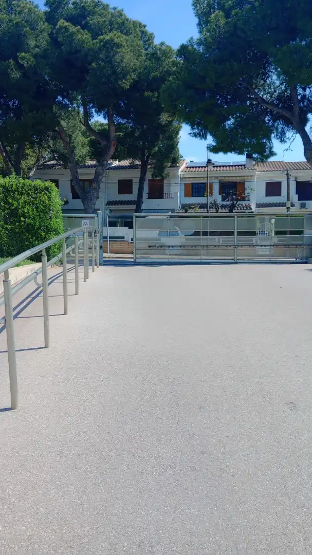 Terraza de Garaje en venta en Benicasim / Benicàssim con Alarma