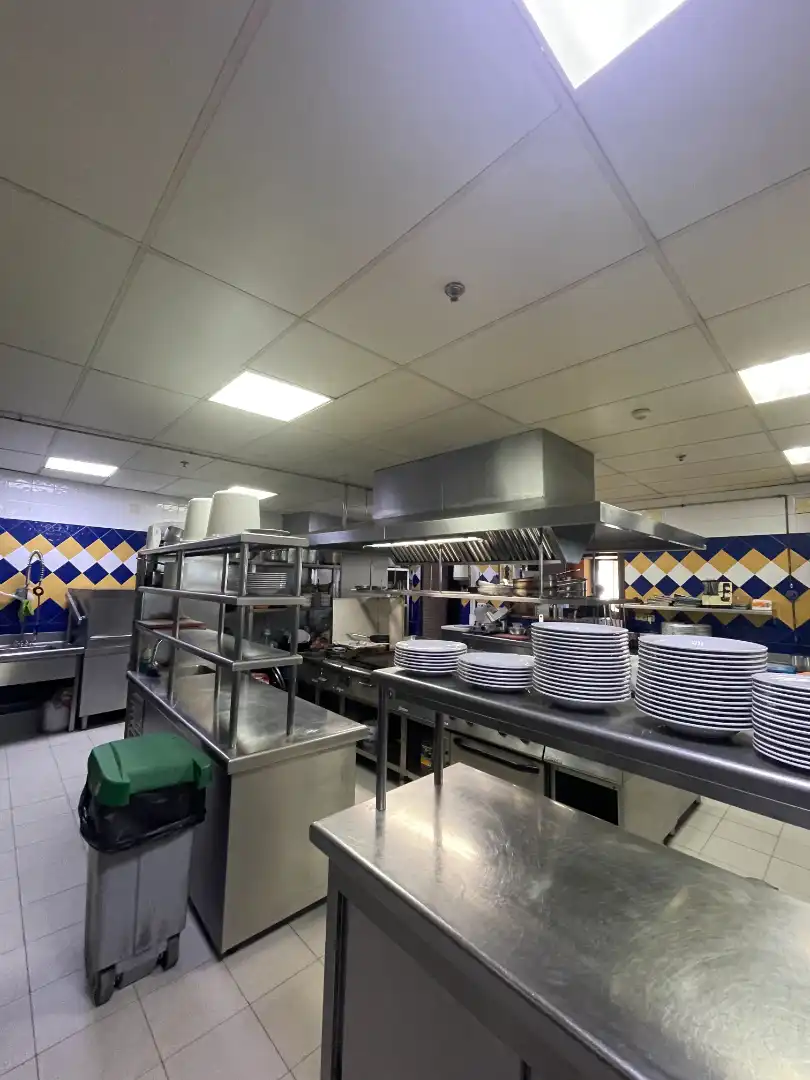 Cocina de Local en venta en Monda con Aire acondicionado, Calefacción y Terraza