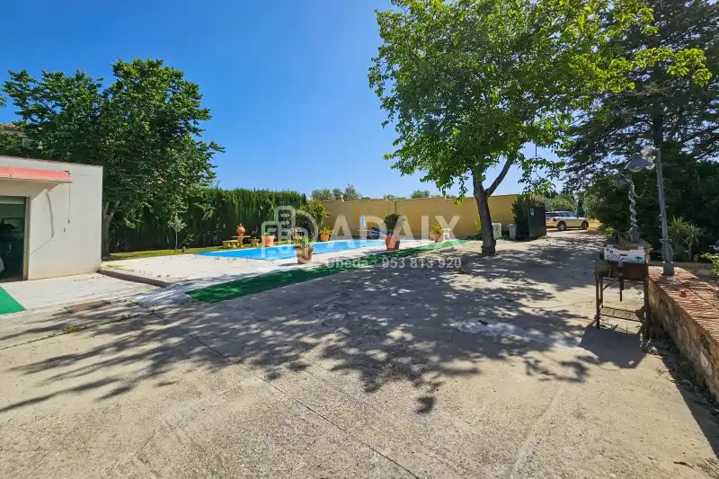 Garden of Houses for sale in Úbeda  with Air Conditioner, Heating and Terrace