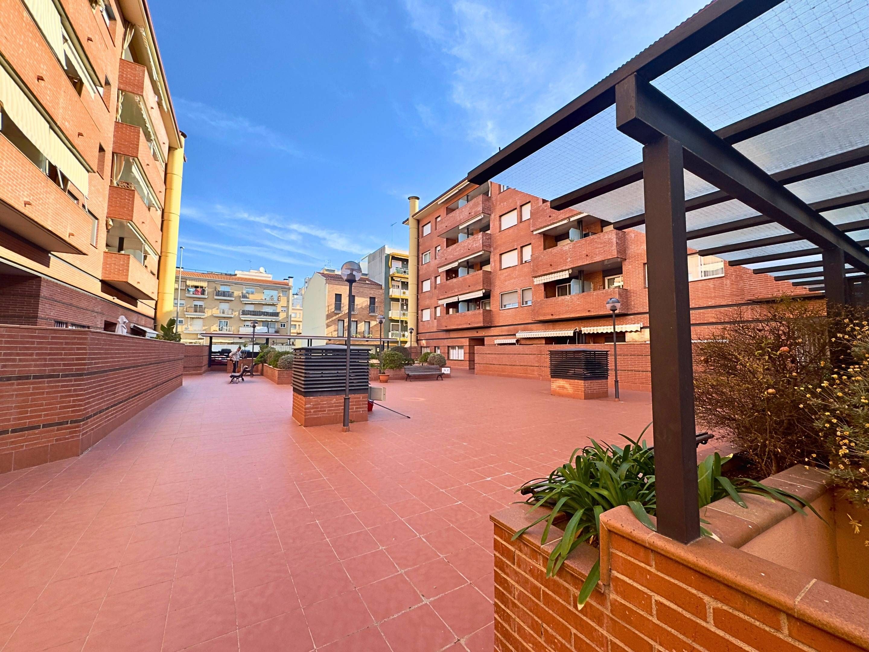 Exterior view of Flat for sale in Pineda de Mar  with Air Conditioner, Heating and Terrace