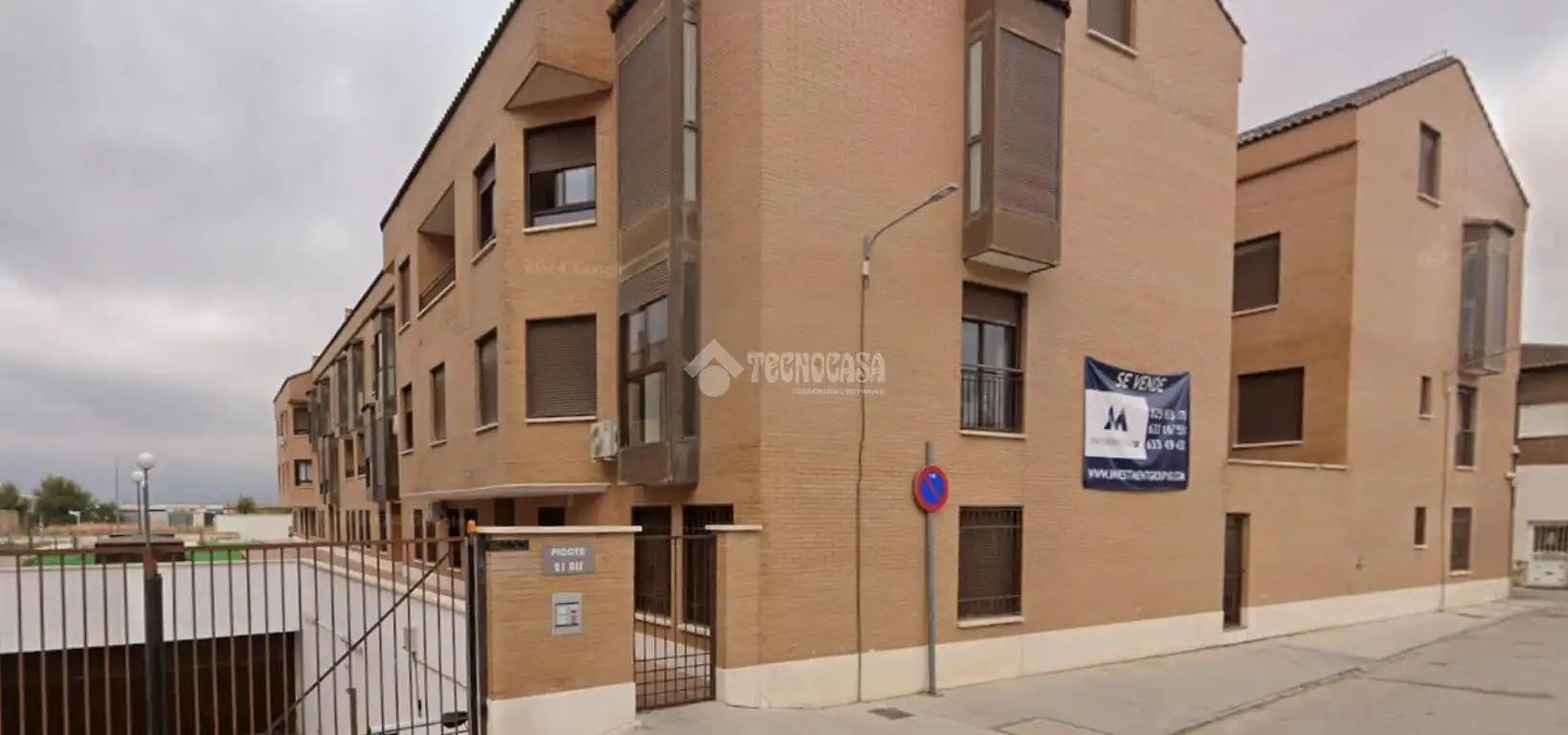 Pis amb ascensor en venda a C. de la Picota