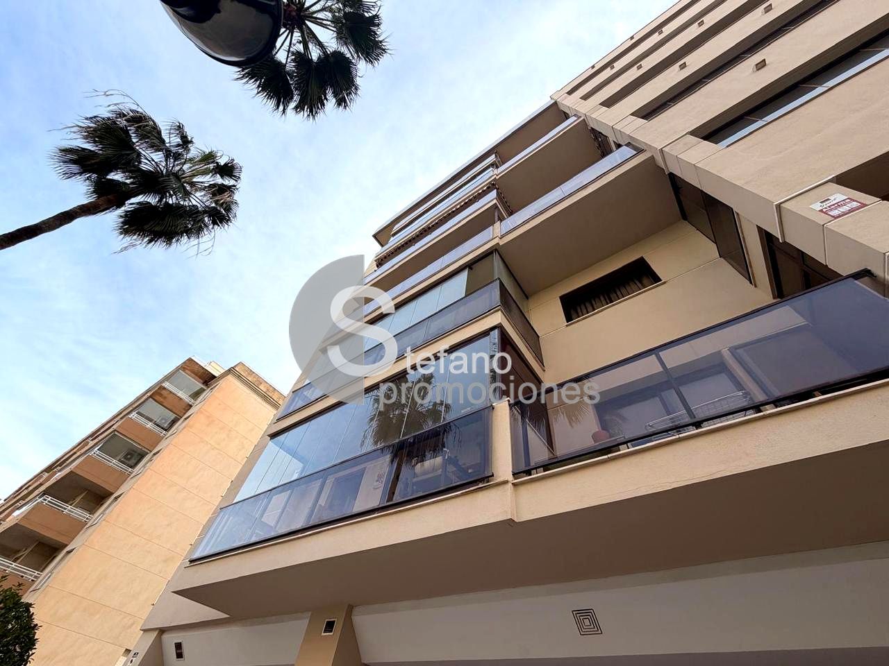 Vista exterior de Pis en venda en Málaga Capital amb Aire condicionat, Calefacció i Parquet