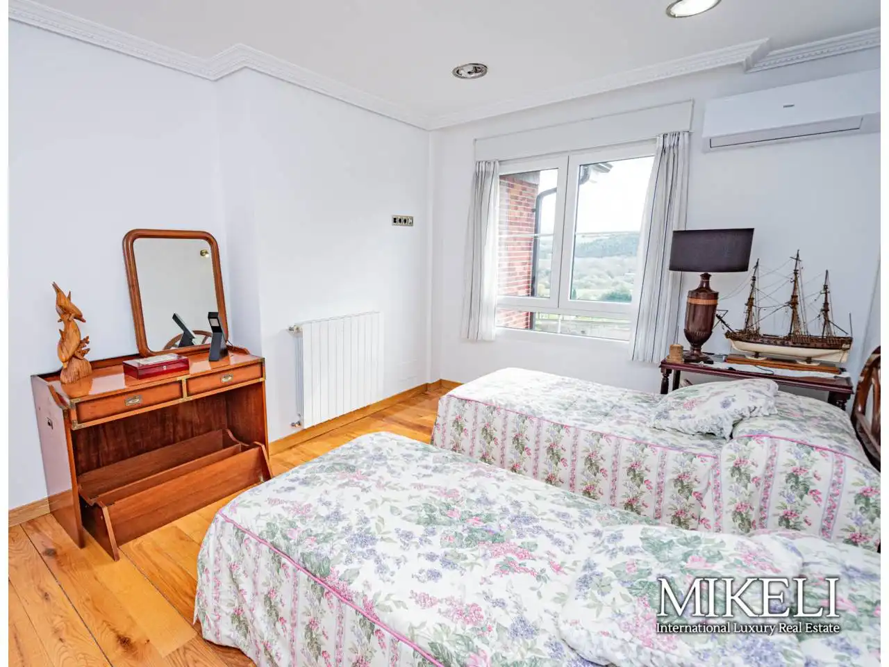 Habitación de Casa o chalet en venta en Piélagos con Aire acondicionado, Calefacción y Jardín privado