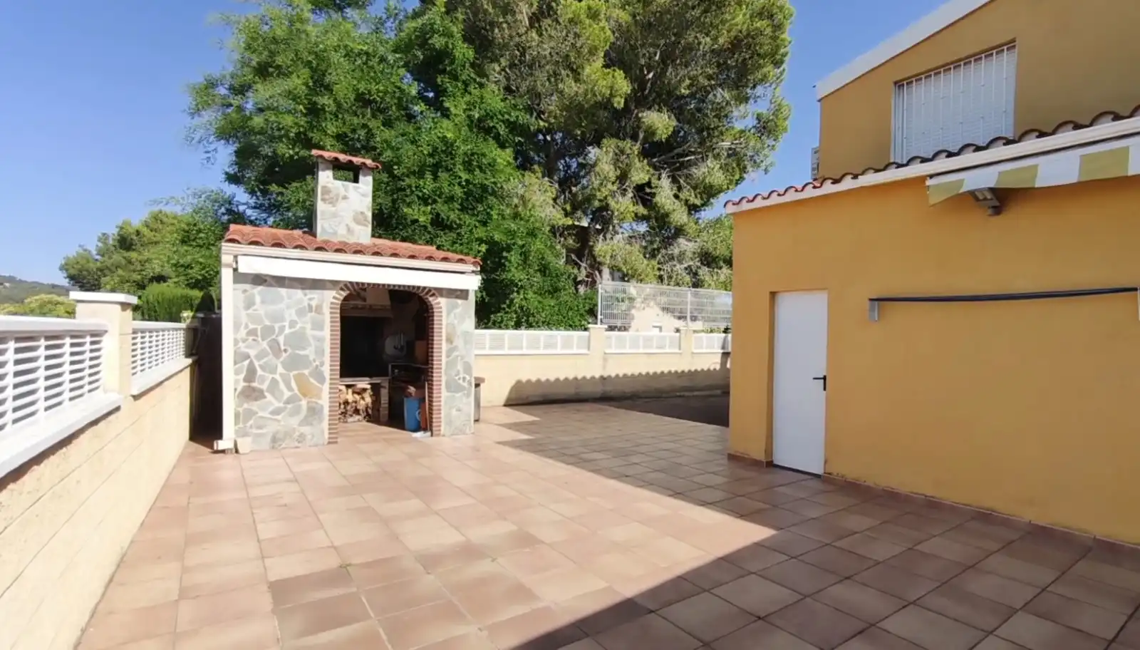 Vista exterior de Casa o chalet en venta en Vilamarxant con Aire acondicionado, Calefacción y Jardín privado