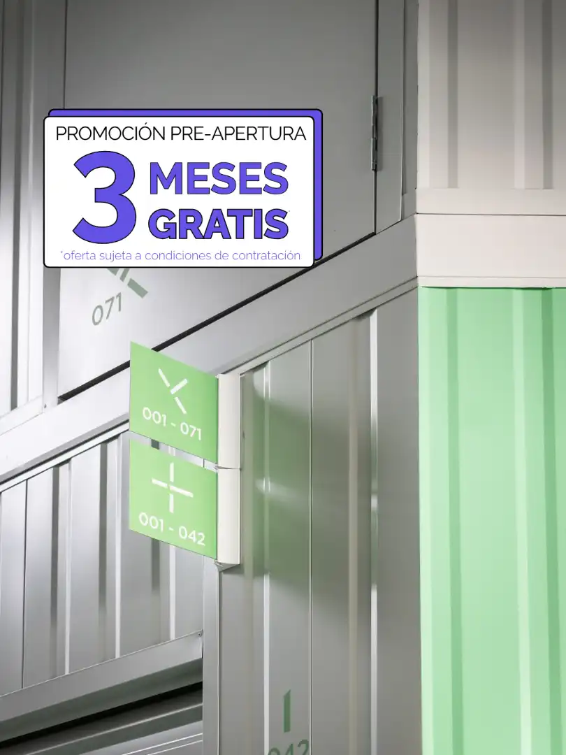 Exterior view of Storage room for rent in Madrid  with Alarm