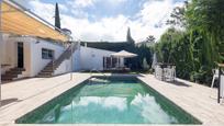 Swimming pool of House or chalet for sale in  Granada Capital  with Air Conditioner and Swimming Pool