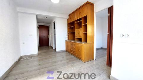 Photo 3 of Flat to rent in C. del Castillo de Simancas, Simancas, Madrid