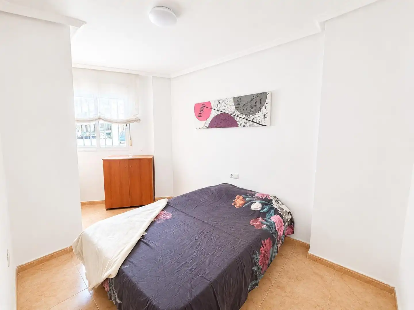 Habitación de Planta baja en venta en Torrevieja con Amueblado, Lavadora y Microondas