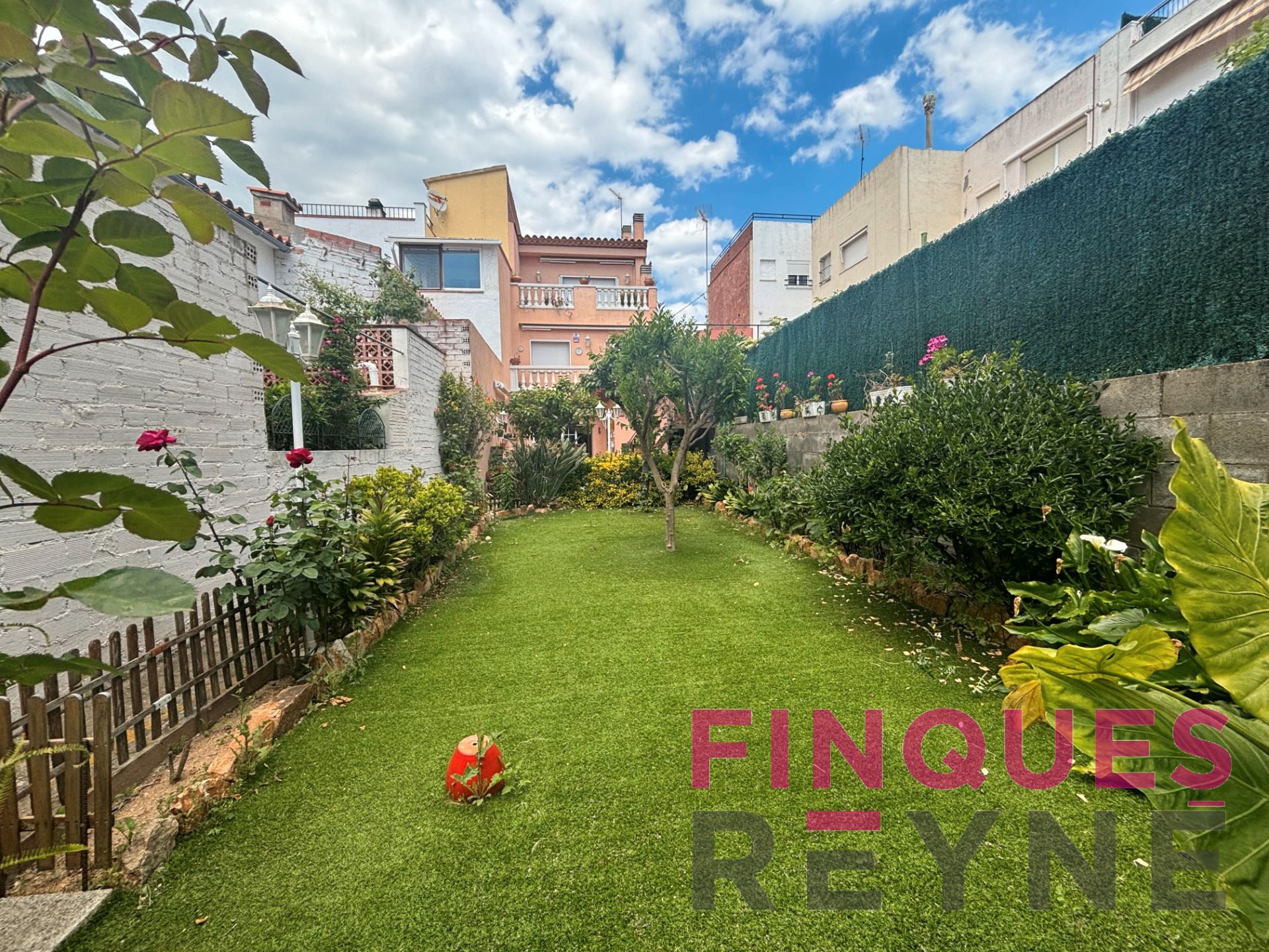 Jardí de Casa adosada en venda en Sant Feliu de Guíxols amb Calefacció, Jardí privat i Terrassa