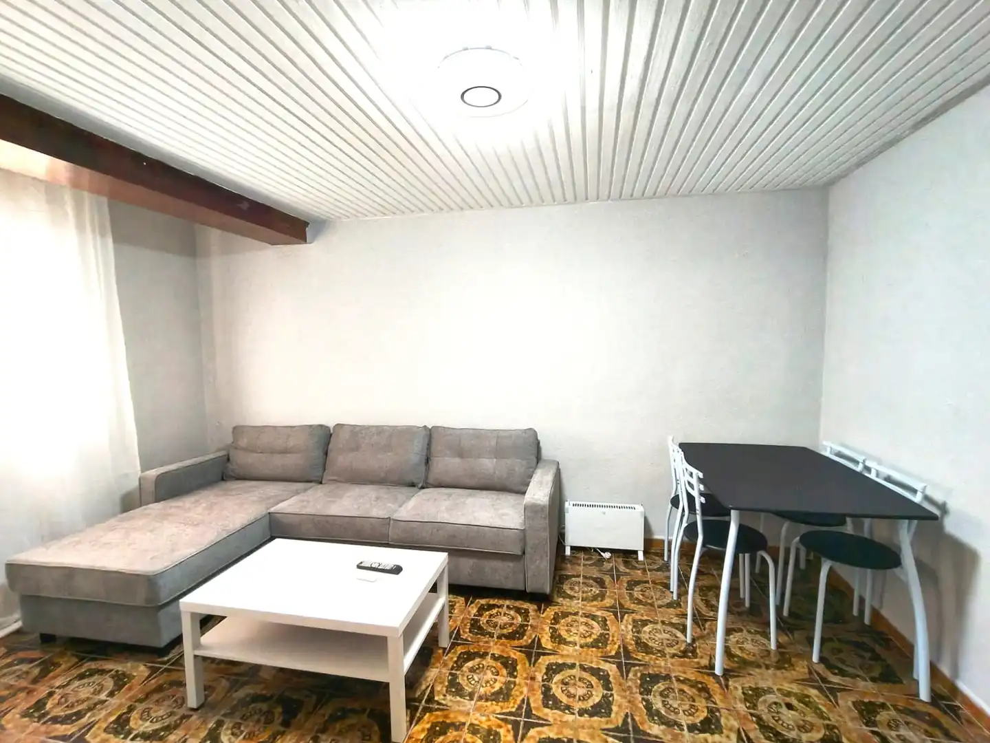 Living room of Flat for rent in Granada  with Furnished, Washing machine and Microwave
