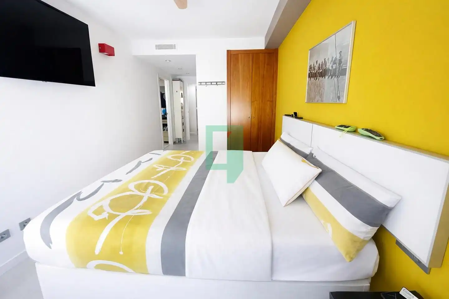 Habitación de Piso en venta en Badalona con Aire acondicionado, Calefacción y Balcón