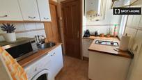 Kitchen of Flat to rent in  Madrid Capital  with Air Conditioner, Heating and Furnished