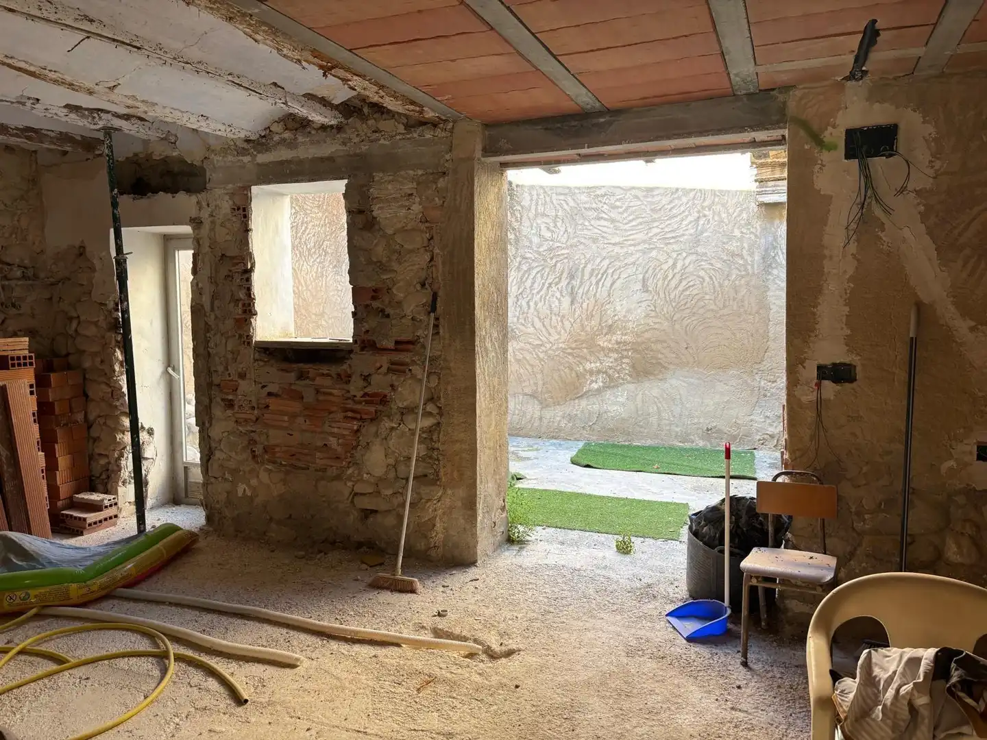 Casa adosada en venda en Benilloba amb Calefacció