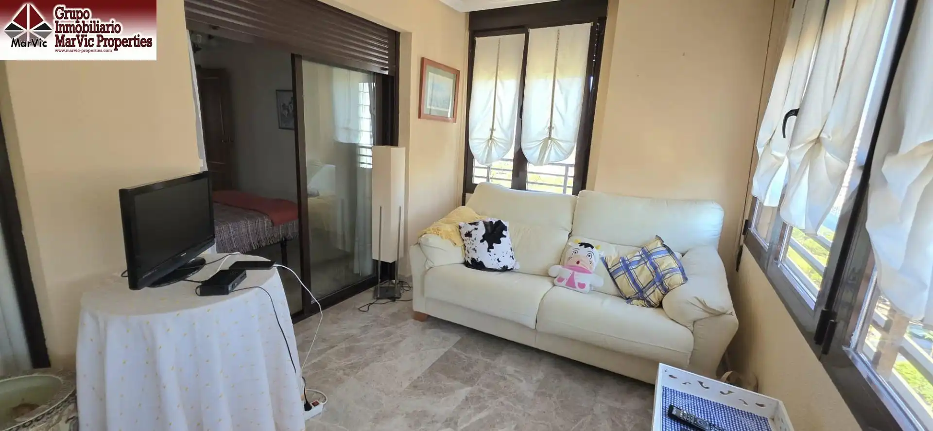 Living room of Flat for sale in Benidorm  with Terrace and Community pool