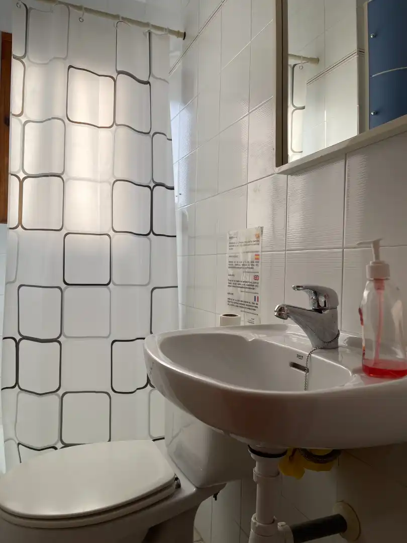 Badezimmer von Haus oder Chalet zum Verkauf in L'Ametlla de Mar  mit Privatgarten, Terrasse und Abstellraum