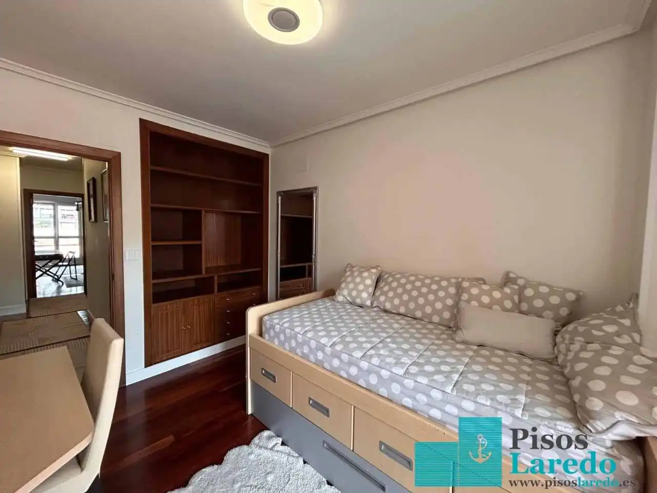 Bedroom of Flat for rent in Laredo  with Heating, Terrace and Furnished