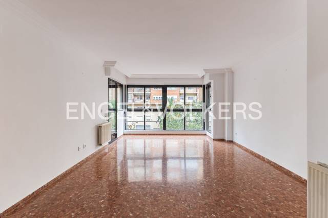 Piso en Alquiler en Carrer del Clariano en La Bega Baixa - Plaza Xúquer