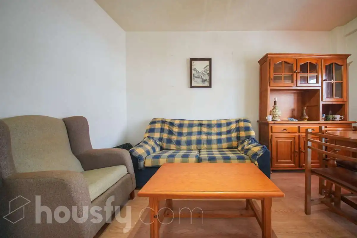 Living room of Flat for sale in Madrid  with Terrace, Furnished and Balcony