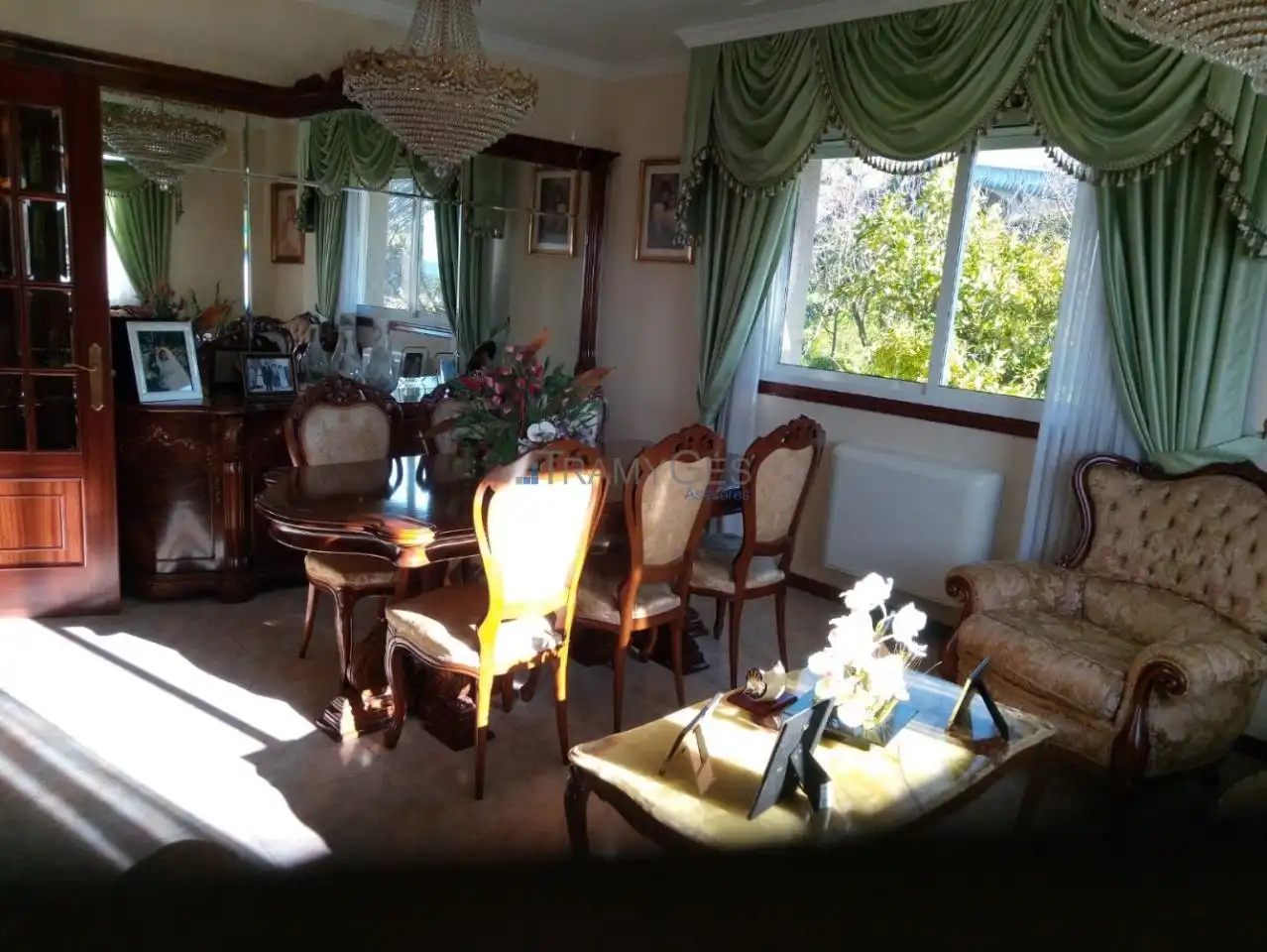 Comedor de Casa adosada en venta en Vigo  con Calefacción, Jardín privado y Parquet