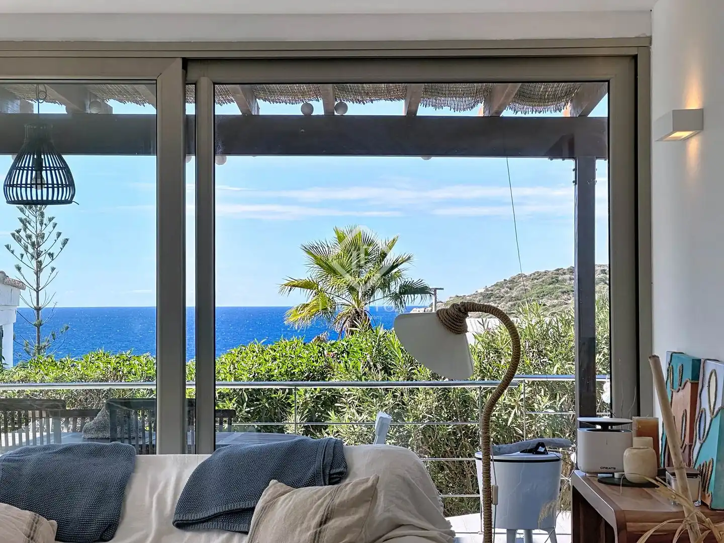 Vista exterior de Casa o xalet en venda en Maó - Mahón amb Aire condicionat, Calefacció i Jardí privat