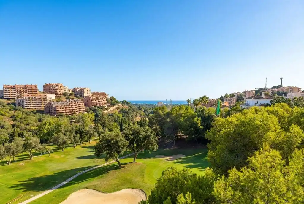 Bajo con piscina en venta en Elviria - Cabopino, imagen 22