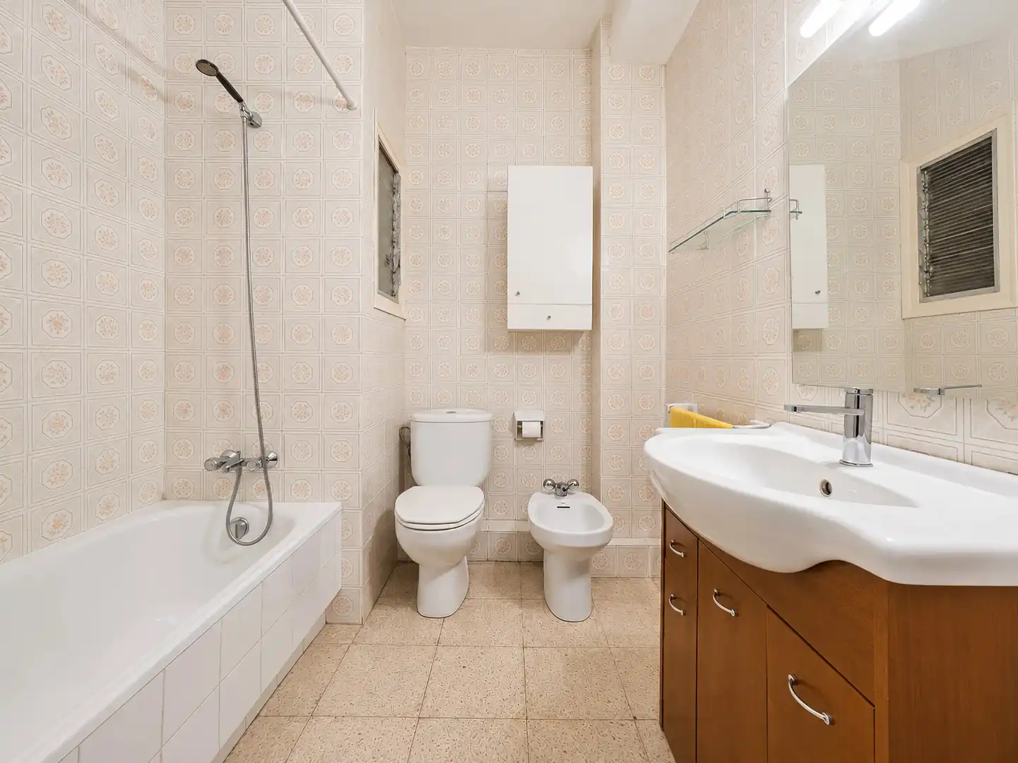 Baño de Piso en venta en Barcelona con Balcón
