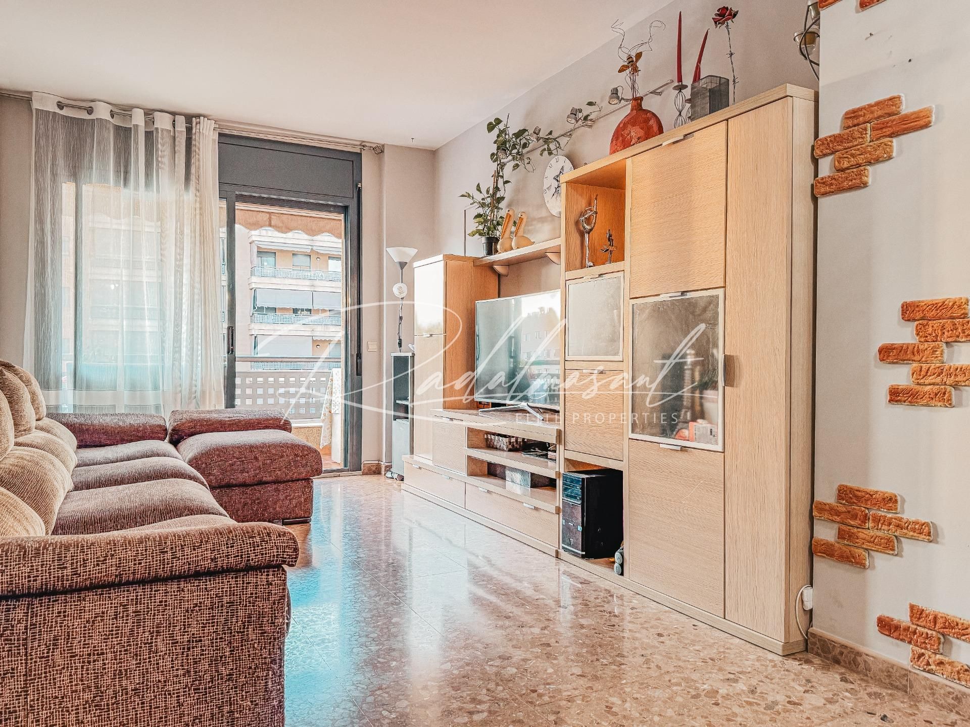 Living room of Flat for sale in  Tarragona Capital  with Air Conditioner, Terrace and Community pool