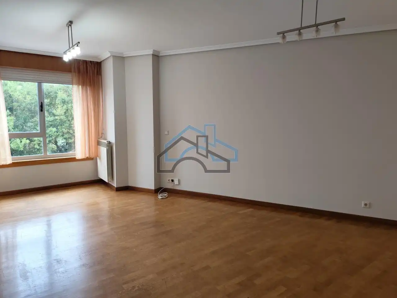 Piso con ascensor en venta en Cambre, imagen 17