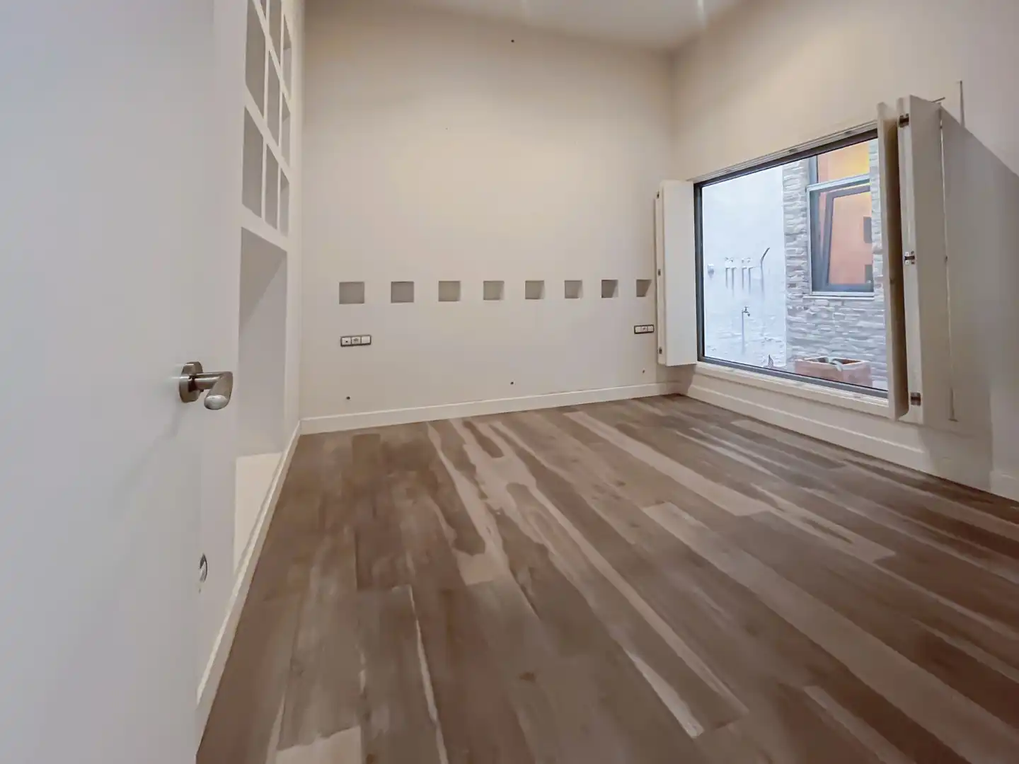 Wohnung zur Miete in Sevilla mit Klimaanlage, Heizung und Abstellraum