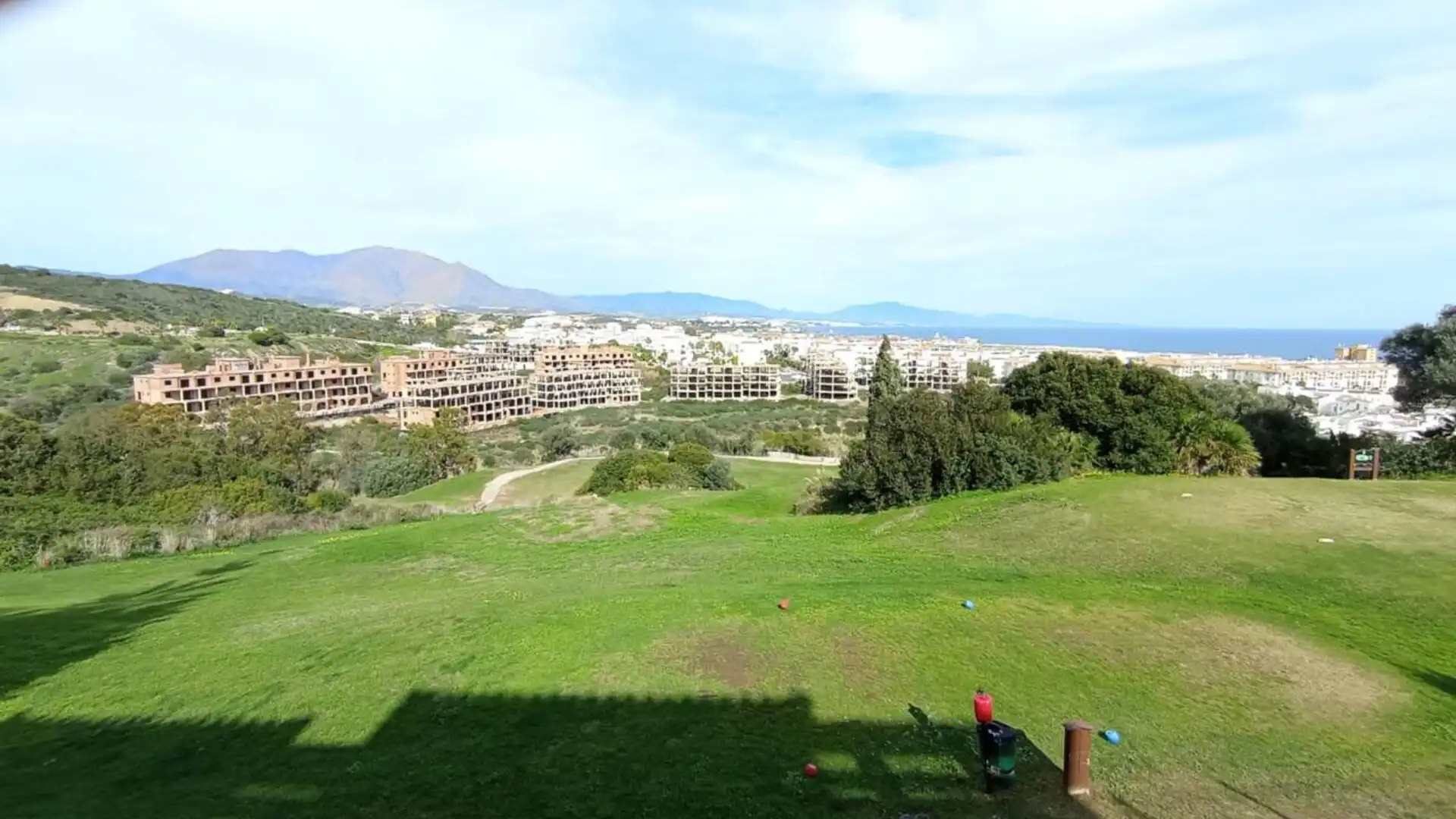 Vista exterior de Casa o chalet en venta en Manilva con Aire acondicionado, Calefacción y Jardín privado