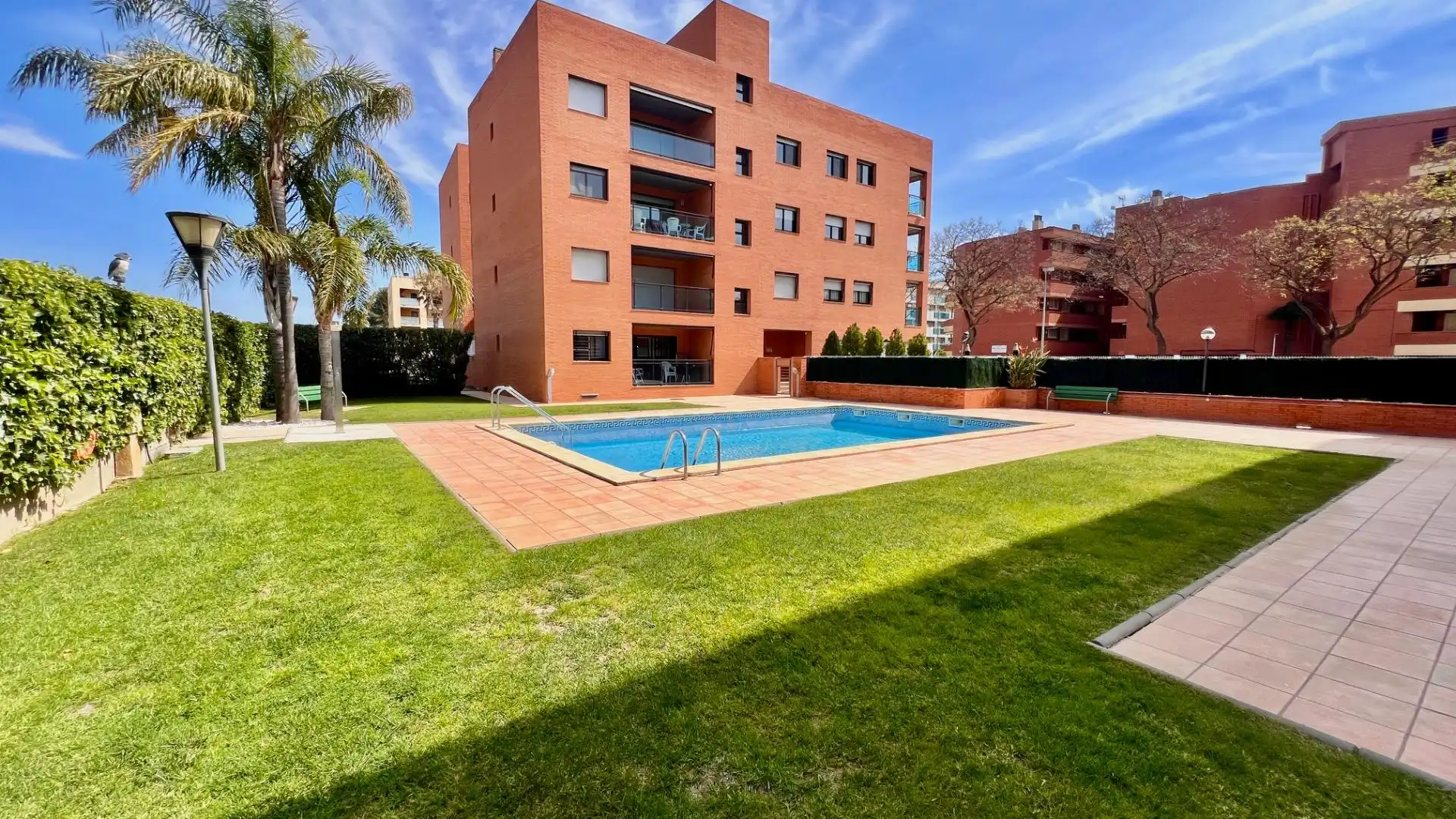 Piscina de Piso en venta en Cambrils con Aire acondicionado, Calefacción y Terraza