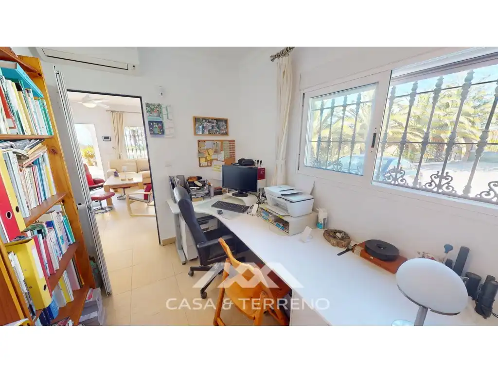 Vista exterior de Casa o chalet en venta en Vélez-Málaga con Jardín privado, Terraza y Piscina