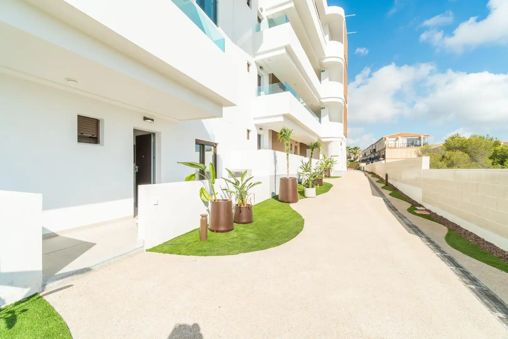 Vista exterior de Apartament en venda en Orihuela amb Calefacció, Jardí privat i Terrassa