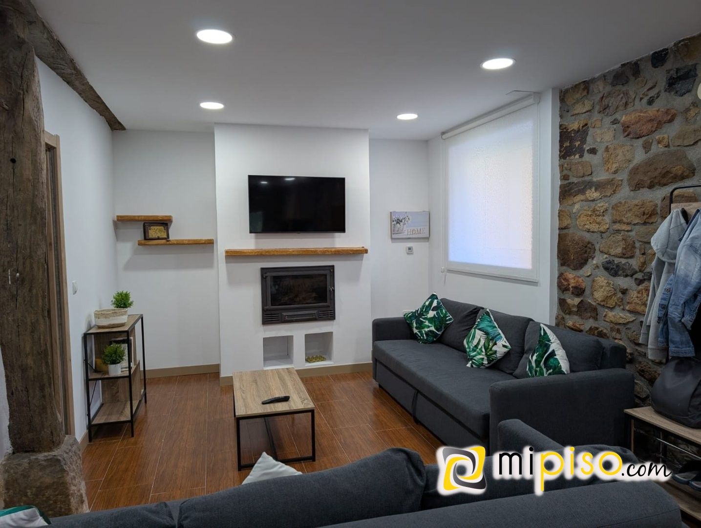 Sala d'estar de Casa o xalet en venda en Ramales de la Victoria amb Calefacció i Terrassa