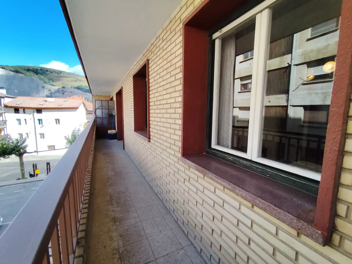 Vista exterior de Pis en venda en Olazti / Olazagutía amb Balcó
